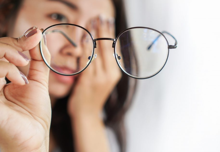 白内障の症状まとめ|見え方の変化を感じたら早めに検査を受けましょう