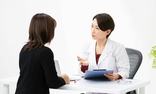 網膜硝子体手術の術後はどう過ごす? 経過・注意点・再手術のリスクを紹介