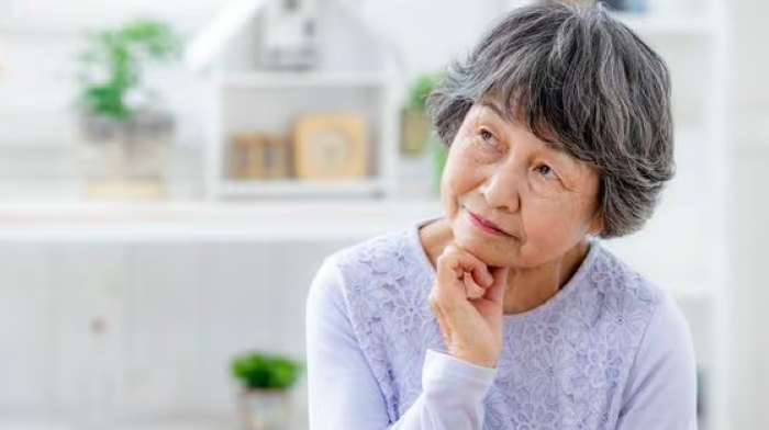 白内障の症状まとめ｜見え方の変化を感じたら早めに検査を受けましょう